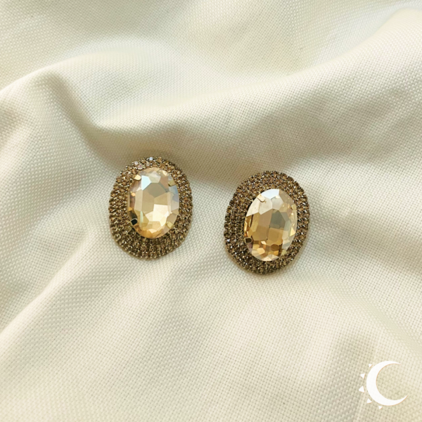 Oval Glamour Studs - Dairy Cream - Image 6