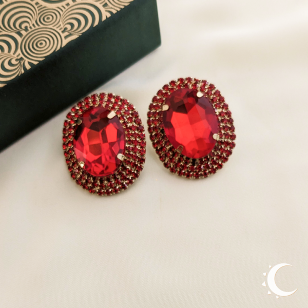 Oval Glamour Studs - Japanese Maple